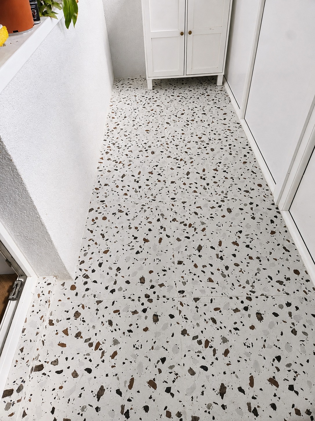 Terrazzo grindų plytelių apdaila